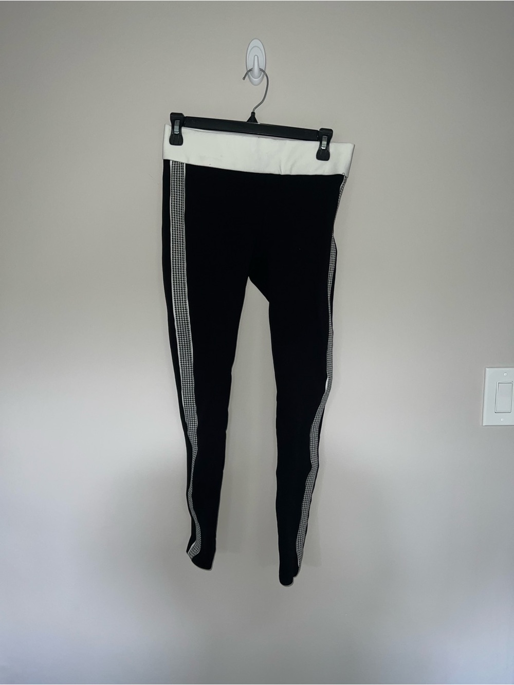 Black Leggings with White Waistband and Side Stripe Stretchy Work pants Zara M
